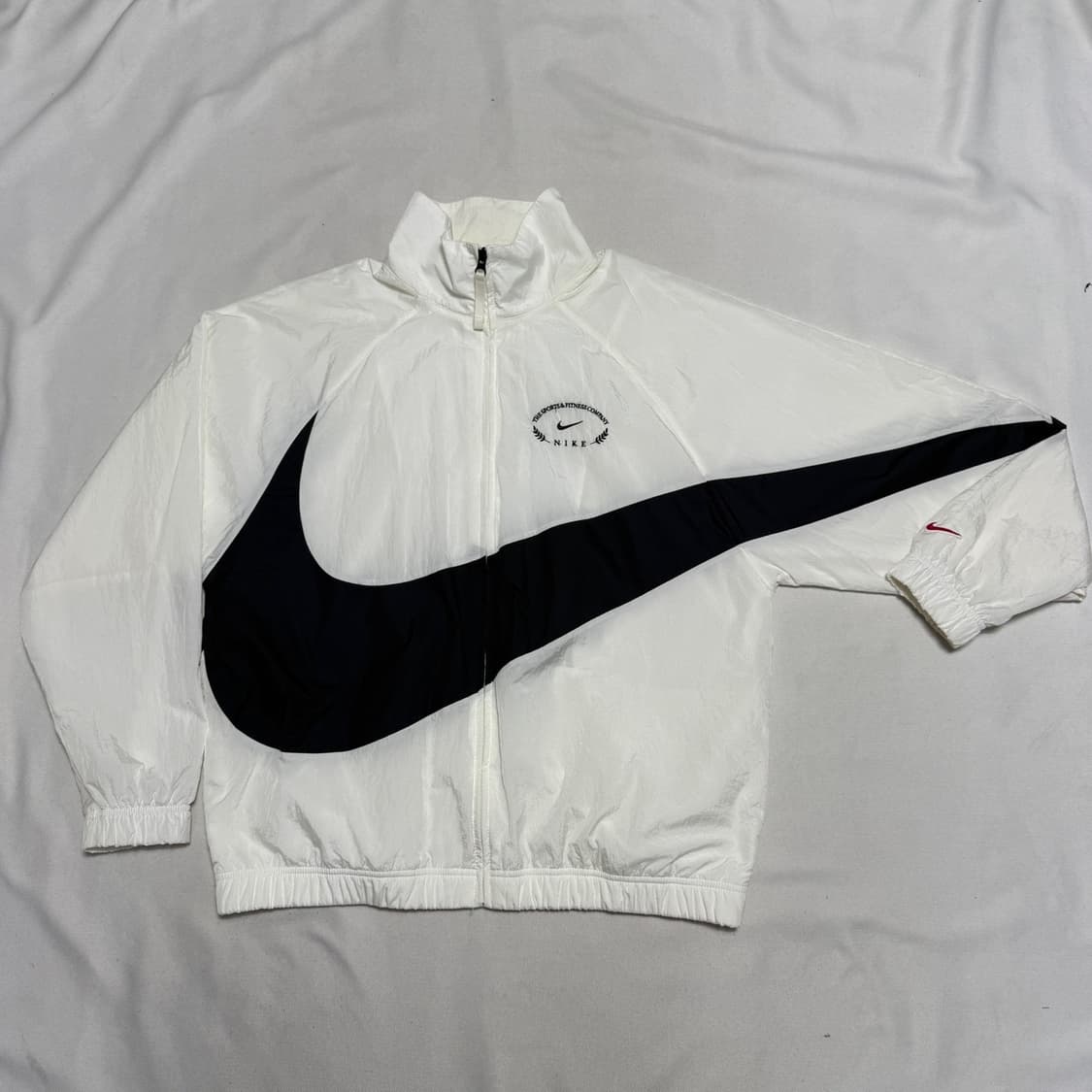나이키 빅 스우시 월계수 자수 바람막이 상품이미지2