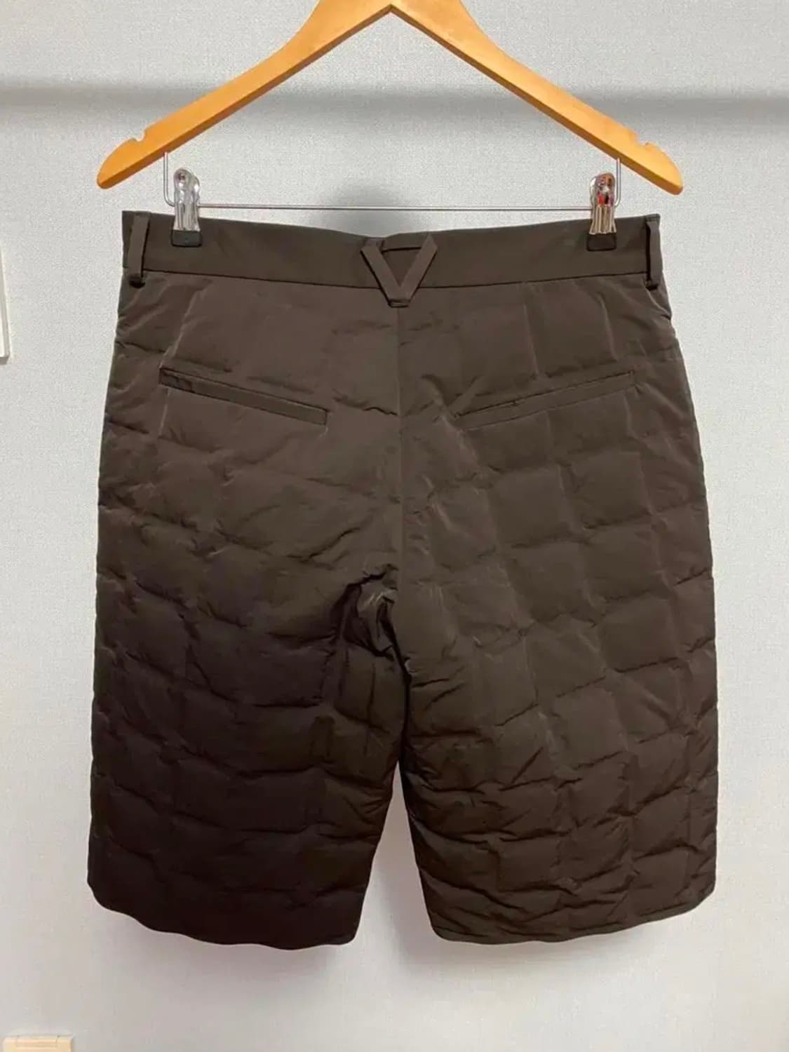 [M] 보테가베네타 패디드 쇼츠 다크 브라운 상품이미지4