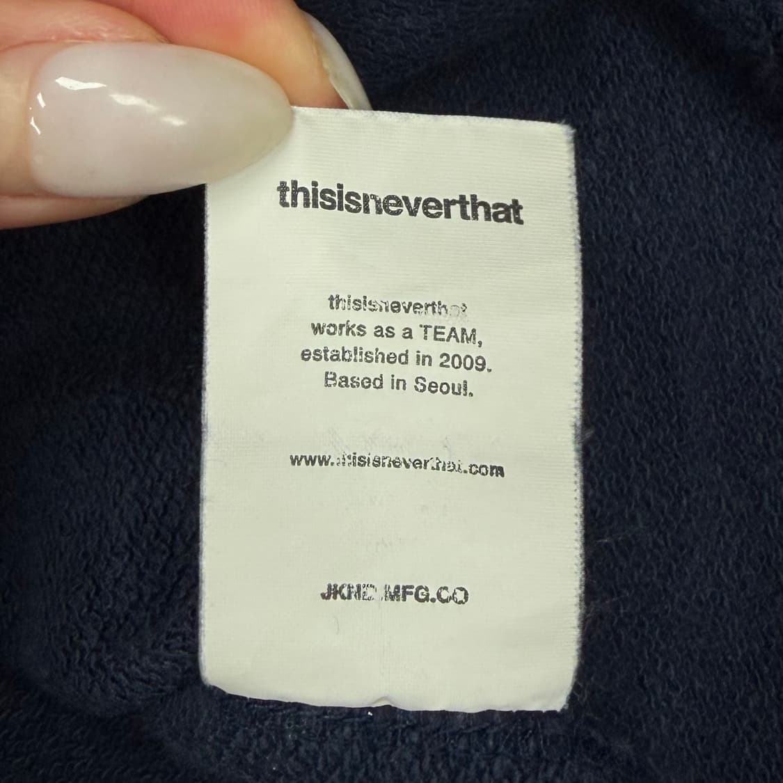 Thisisneverthat 디스이즈네버댓 절개 네이비 맨투맨 L 상품이미지7