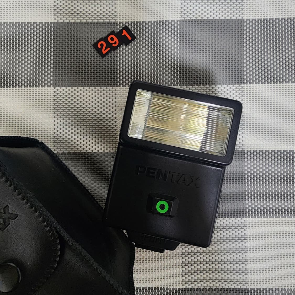 펜탁스 AF 200 T 스트로브 플래시 파우치포함 상품이미지1