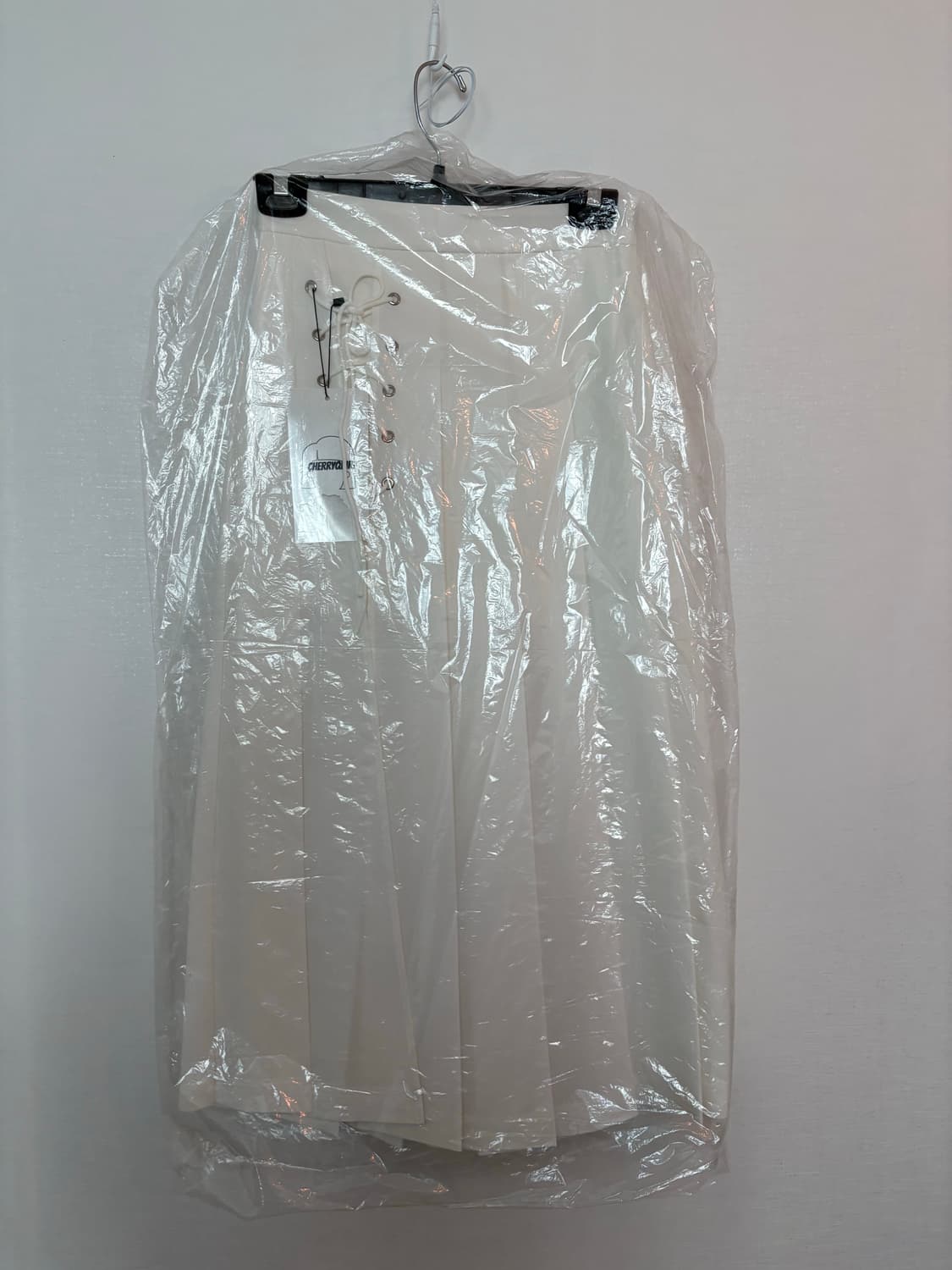 체리퀴리 아일렛 롱스커트 화이트 1사이즈 상품이미지2