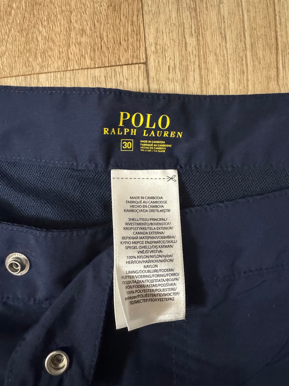 폴로 반바지 M사이즈 판매 상품이미지3