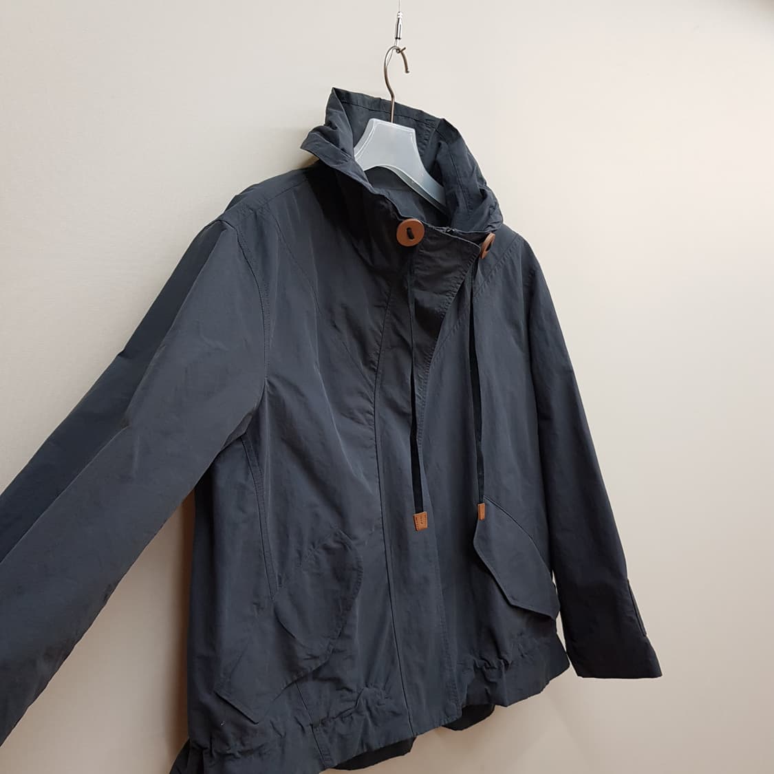 한섬 SJSJ 카라 스트링 점퍼 76-90-155사이즈 상품이미지3