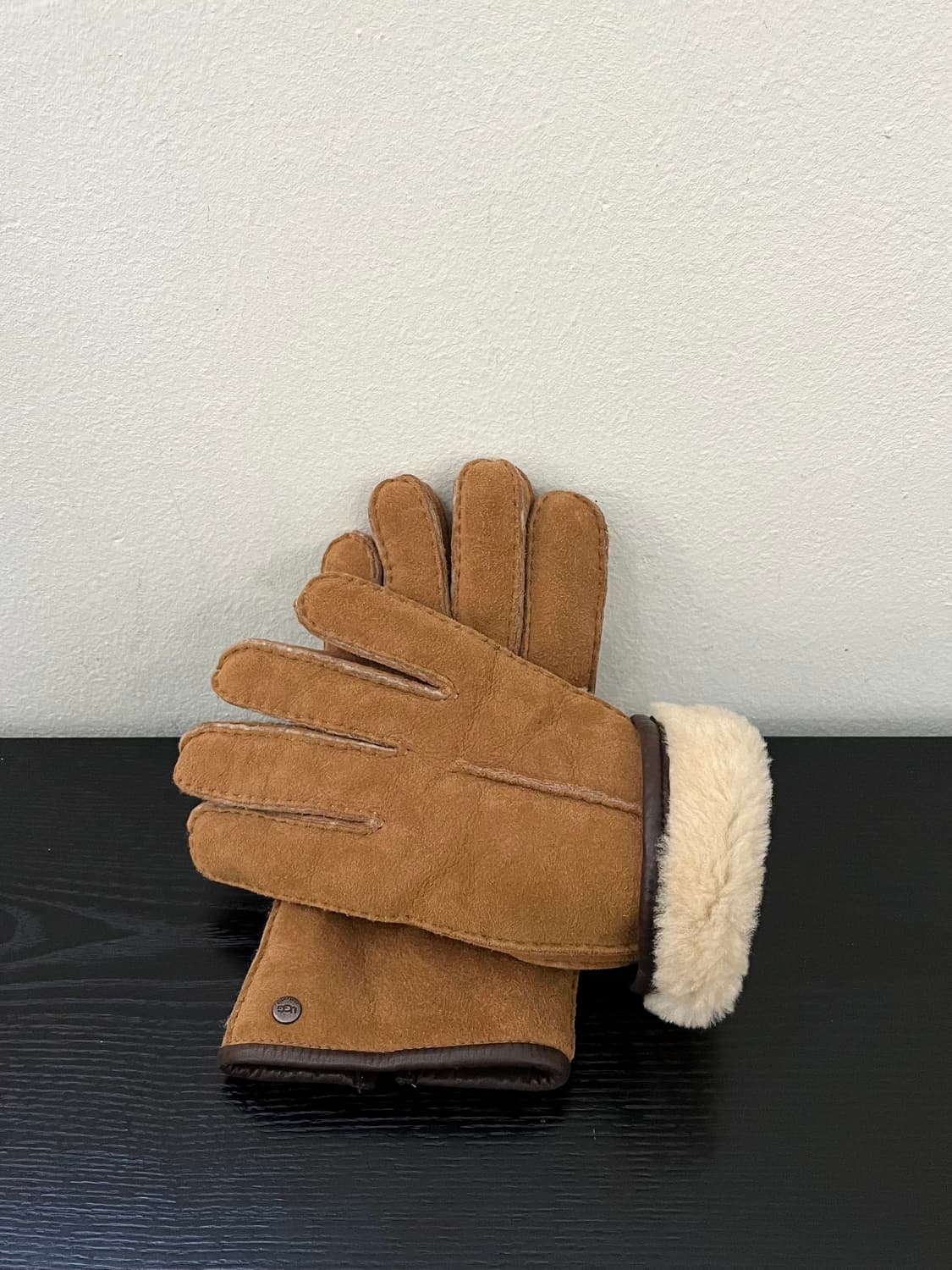 UGG 스웨이드 장갑 상품이미지3