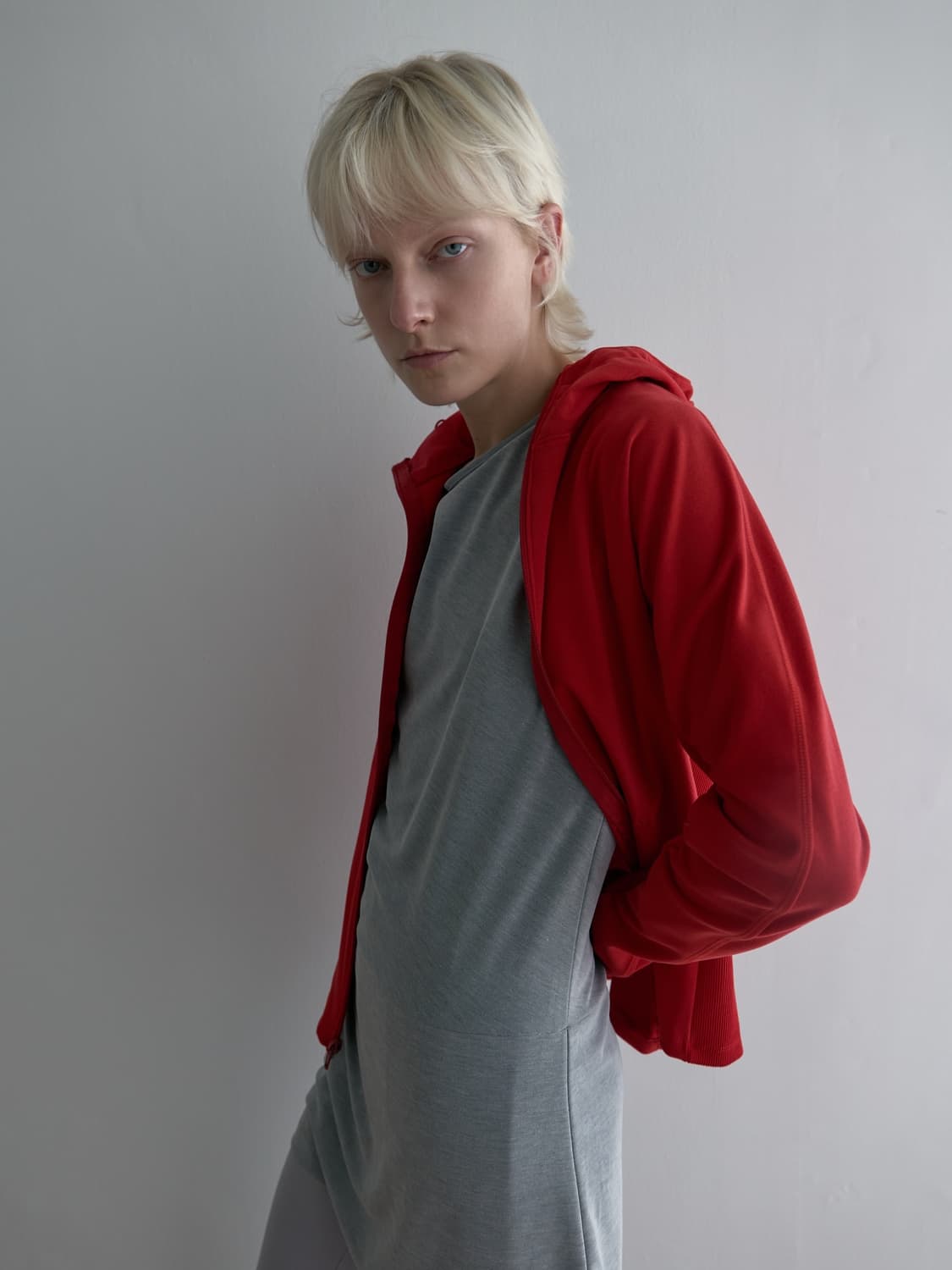 Pica slim fit hooded zip-up 상품이미지1