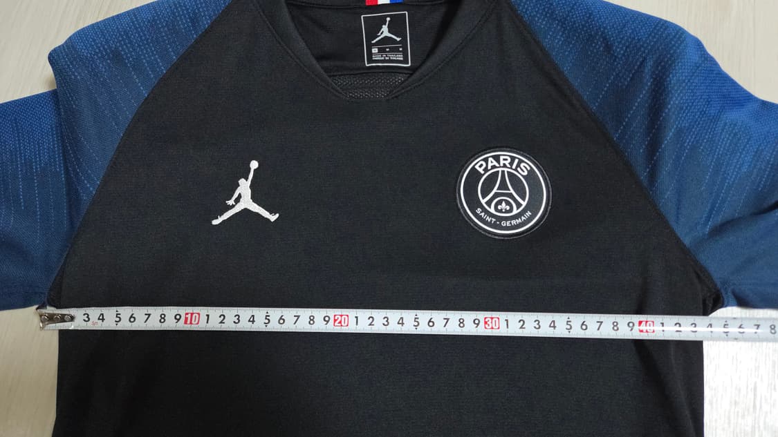 (착샷) 파리생제르망 x 조던 반팔 트레이닝 탑 드릴탑 psg 상품이미지7