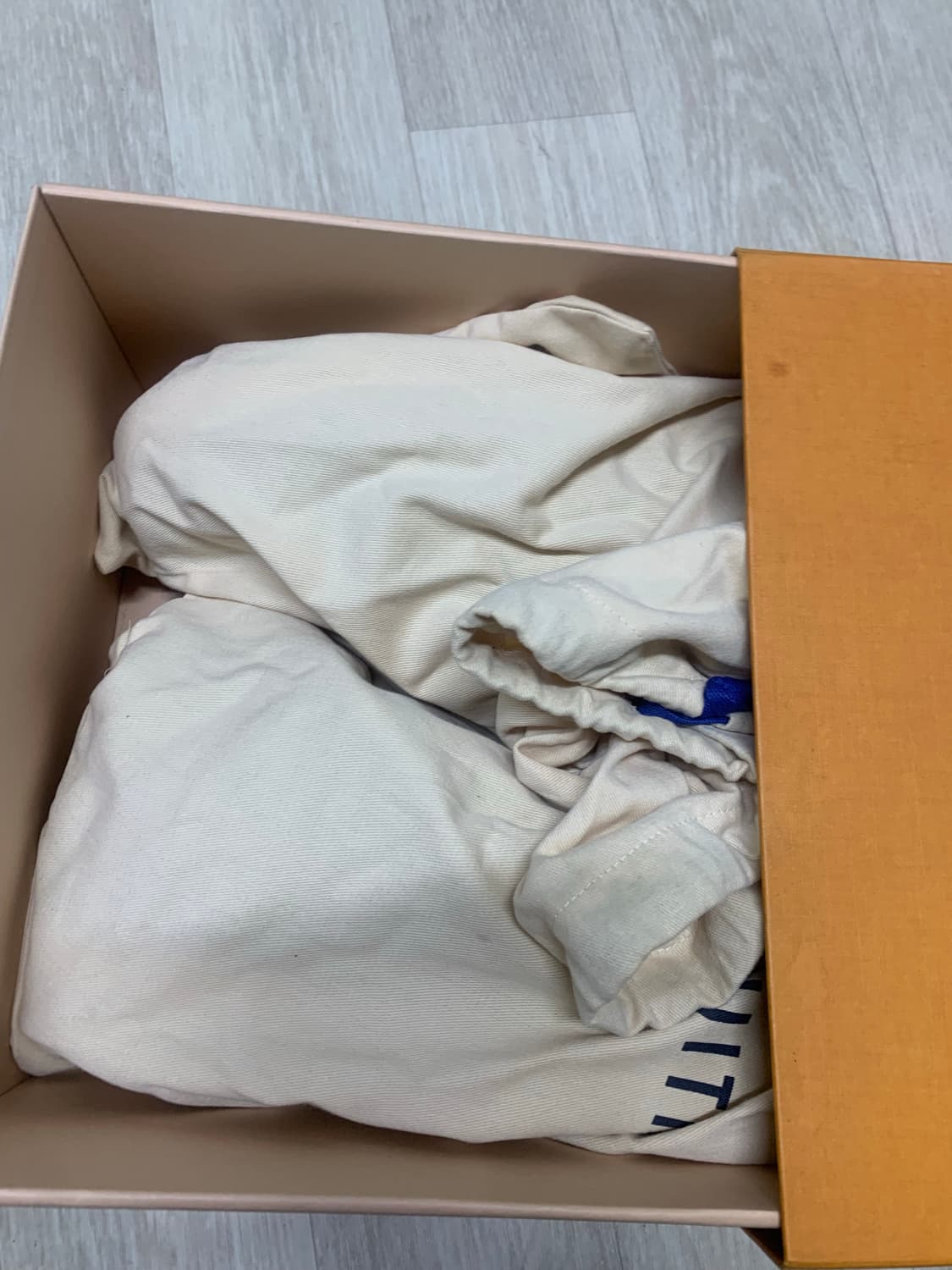 루이비통 데님 모노그램 스니커즈 6 사이즈 (260) 상품이미지2