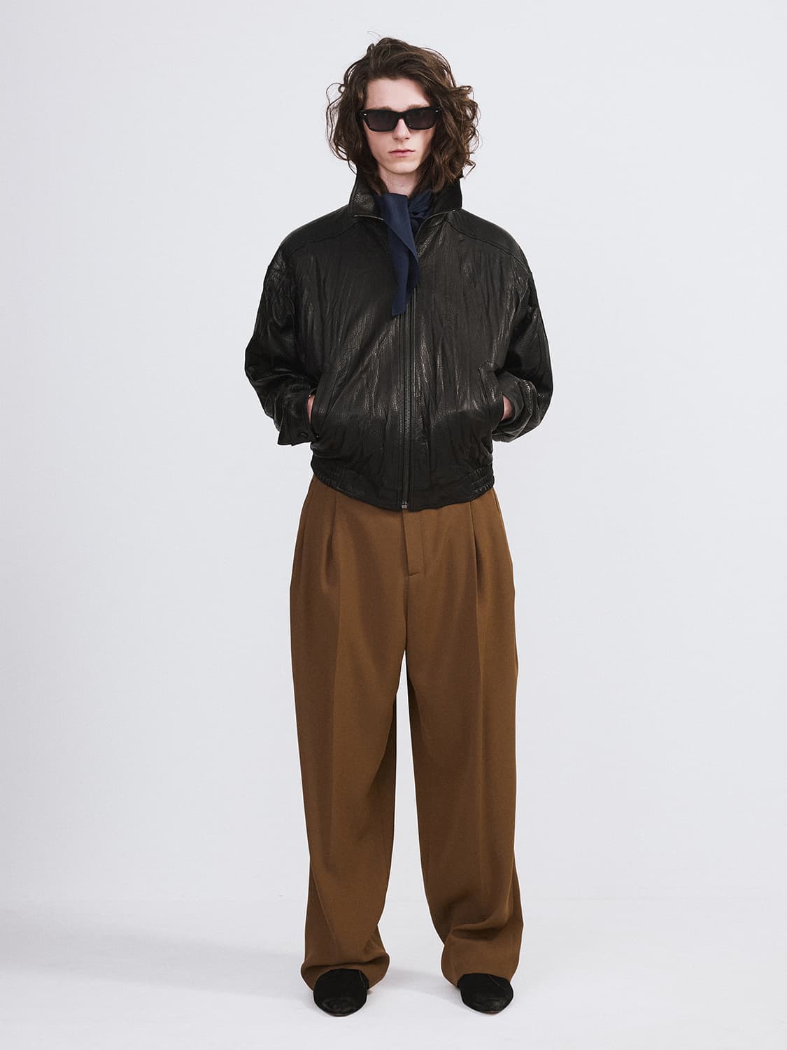 렉토 26SS 하이넥 레더 점퍼 블랙 상품이미지3