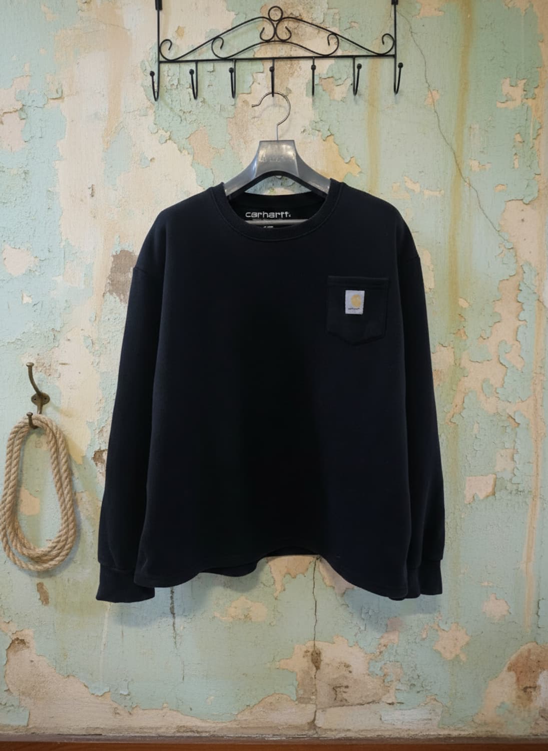 칼하트 WIP 블랙 맨투맨 XL 상품이미지1