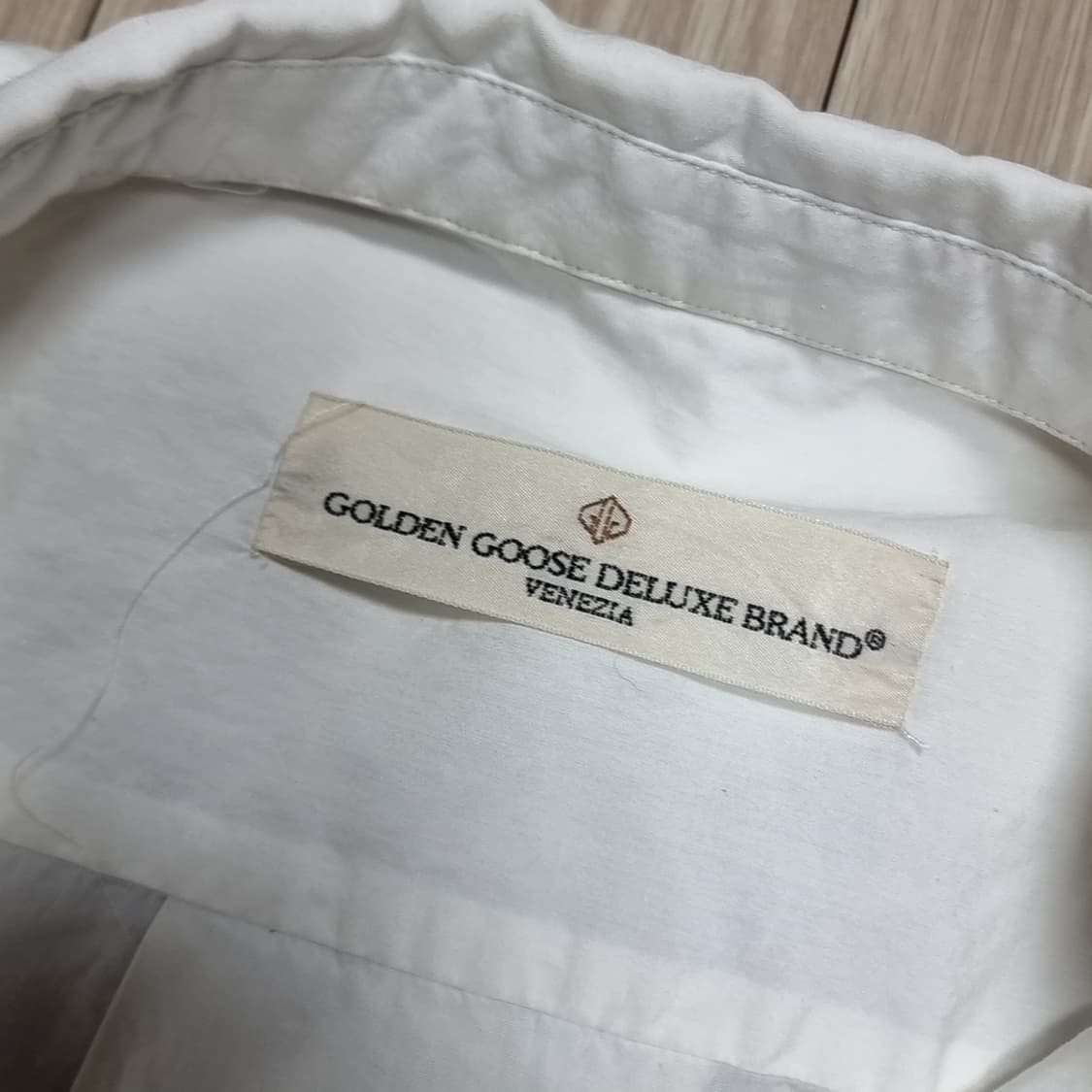 골든구스 LUXE BRAND 화이트 셔츠(xs) 상품이미지3
