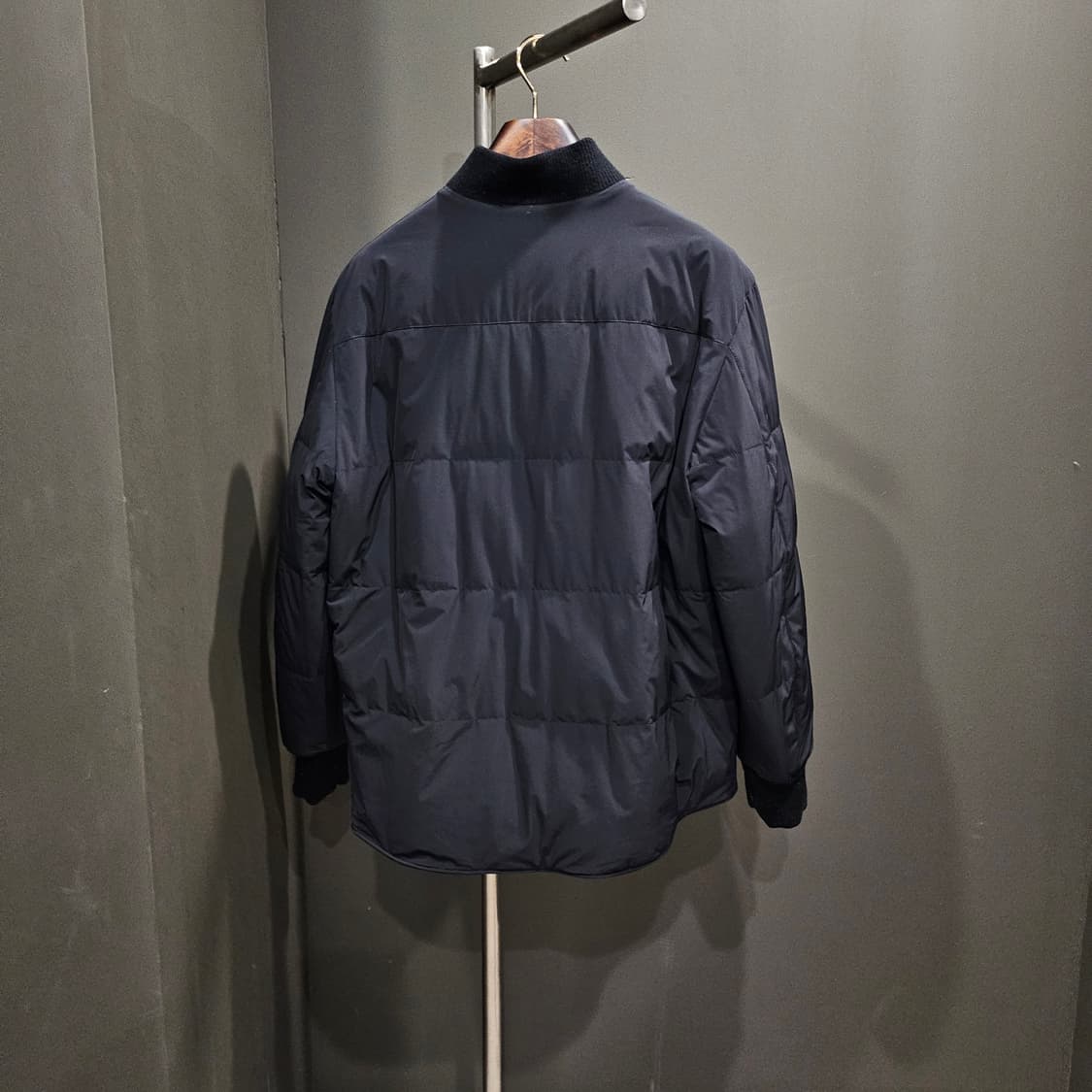 에르메스 캐시미어 100% 신상 패딩 봄버자켓 상품이미지4