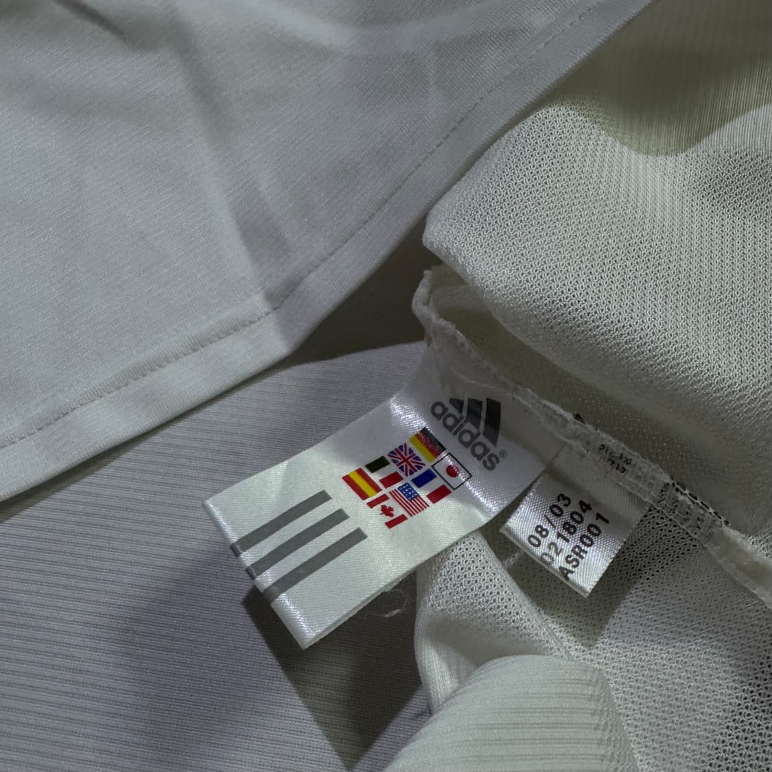 03-04 아디다스 레알 마드리드 NO.10 루이스 피구 홈 유니폼  상품이미지5