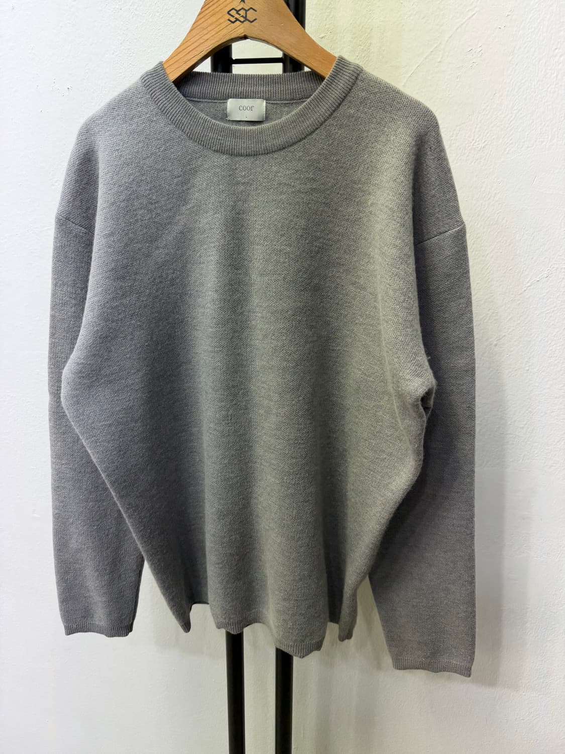 정품) COOR 쿠어 여성 회색 니트 L 상품이미지3