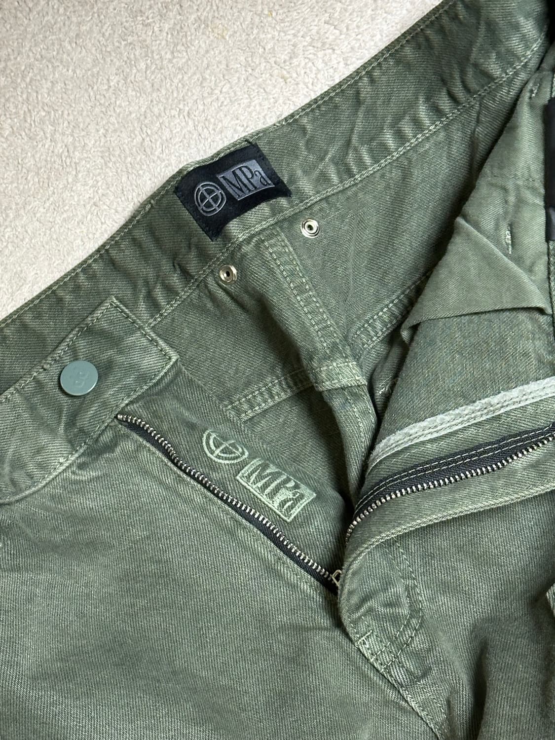 플라스틱프로덕트 팬츠 s 상품이미지3