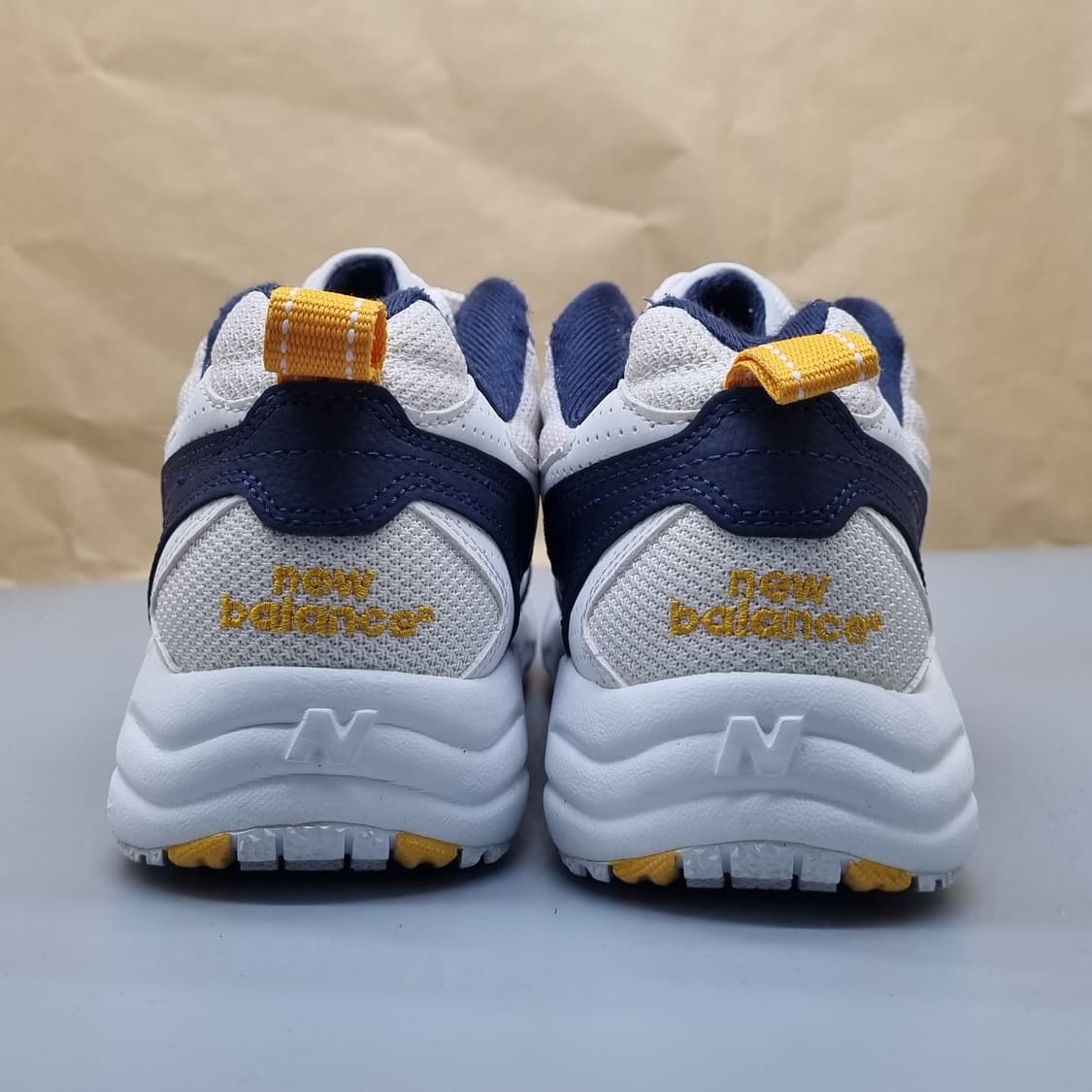 뉴발란스 708 운동화250  상품이미지4