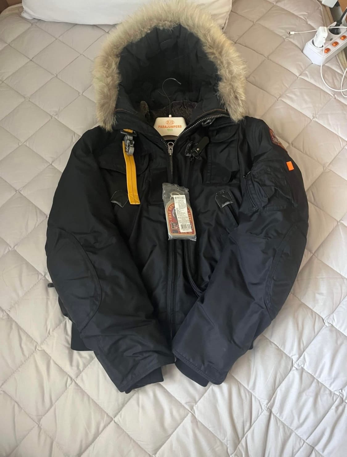 파라점퍼스고비 21fw 급처 상품이미지1