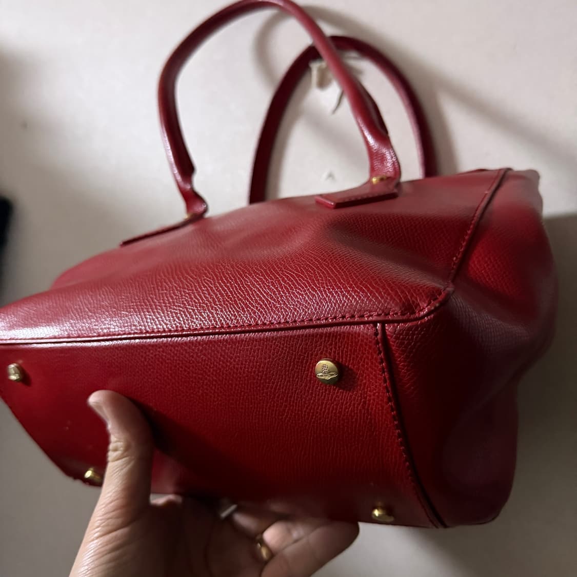 비비안 웨스트우드의 Orb 레드 토트백 상품이미지7