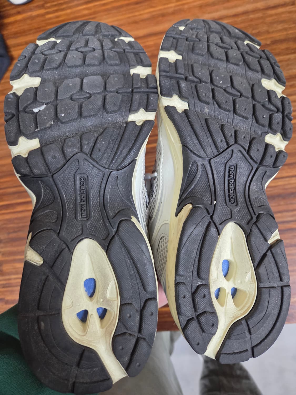 뉴발란스 530 실버 크림 상품이미지5