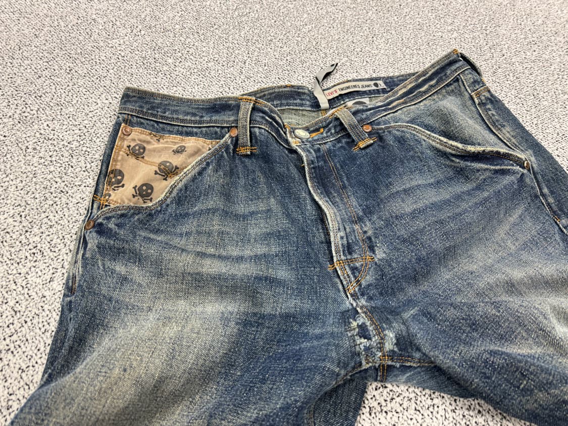 리바이스 엔지니어드 진 스컬 포켓 데님 팬츠 상품이미지3