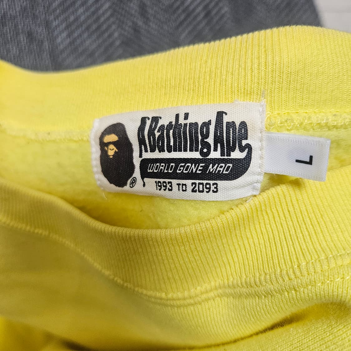 베이프 플레임 로고 맨투맨 L 상품이미지6