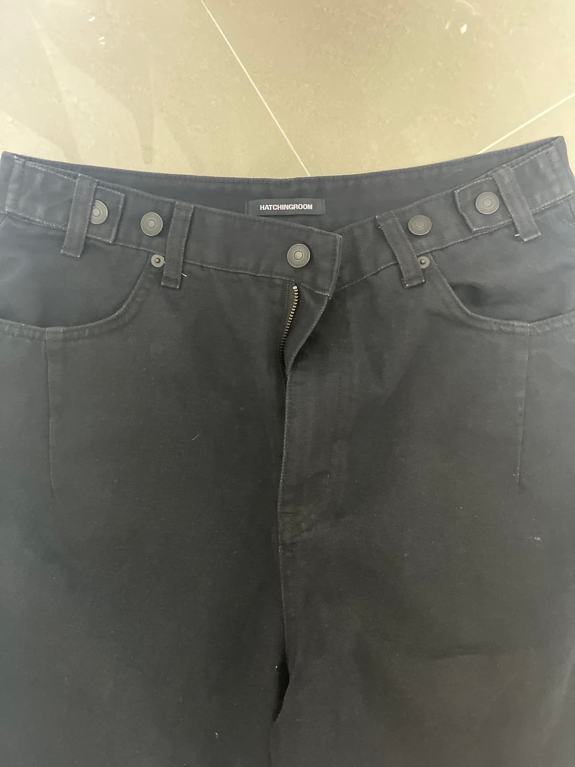 해칭룸 숏츠 상품이미지1