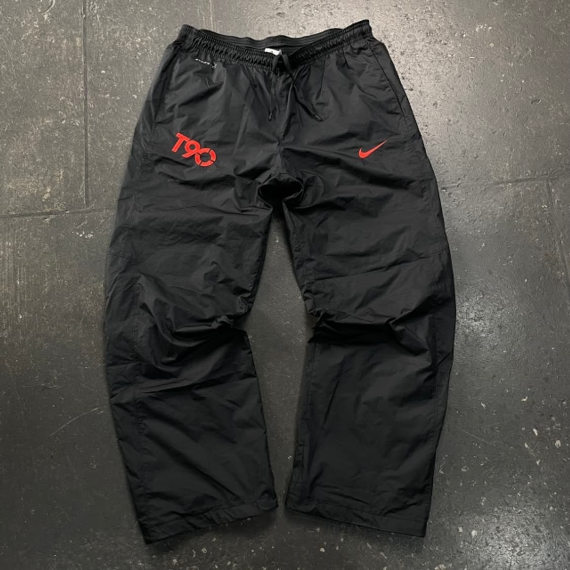 105 나이키 스톰핏 토탈90 나일론 팬츠 상품이미지1