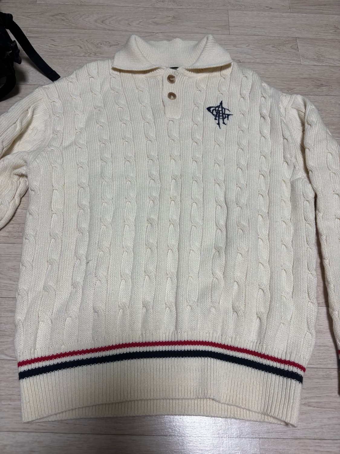 오가프 Wool Collar Cable Knit Ivory 상품이미지1