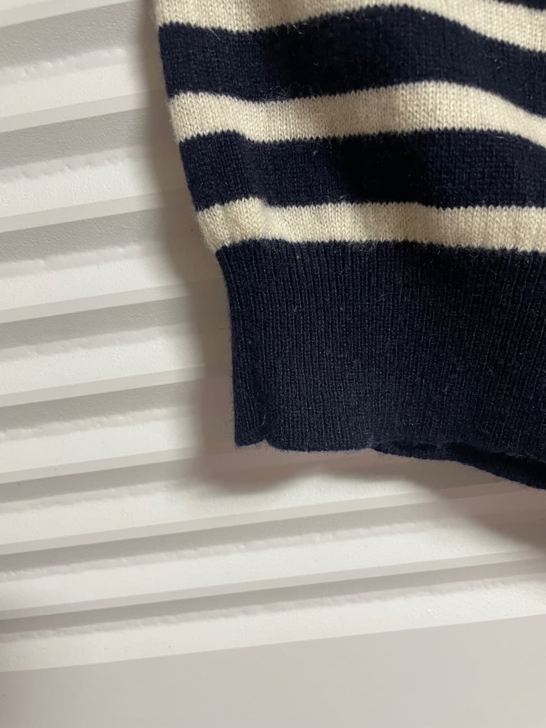 띠어리 캐시미어 니트 상품이미지5