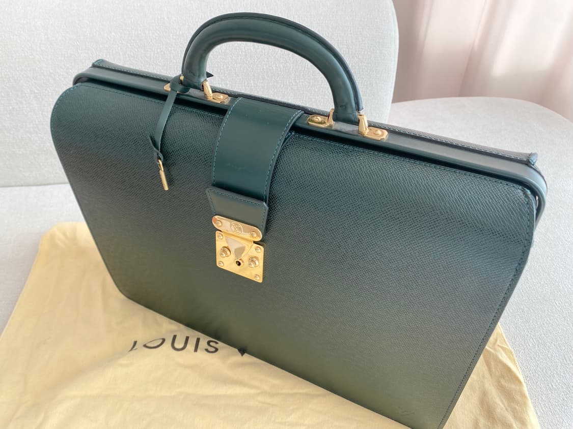 루이비통 타이가 그린 페르모어 브리프 케이스(외관굿) 상품이미지6