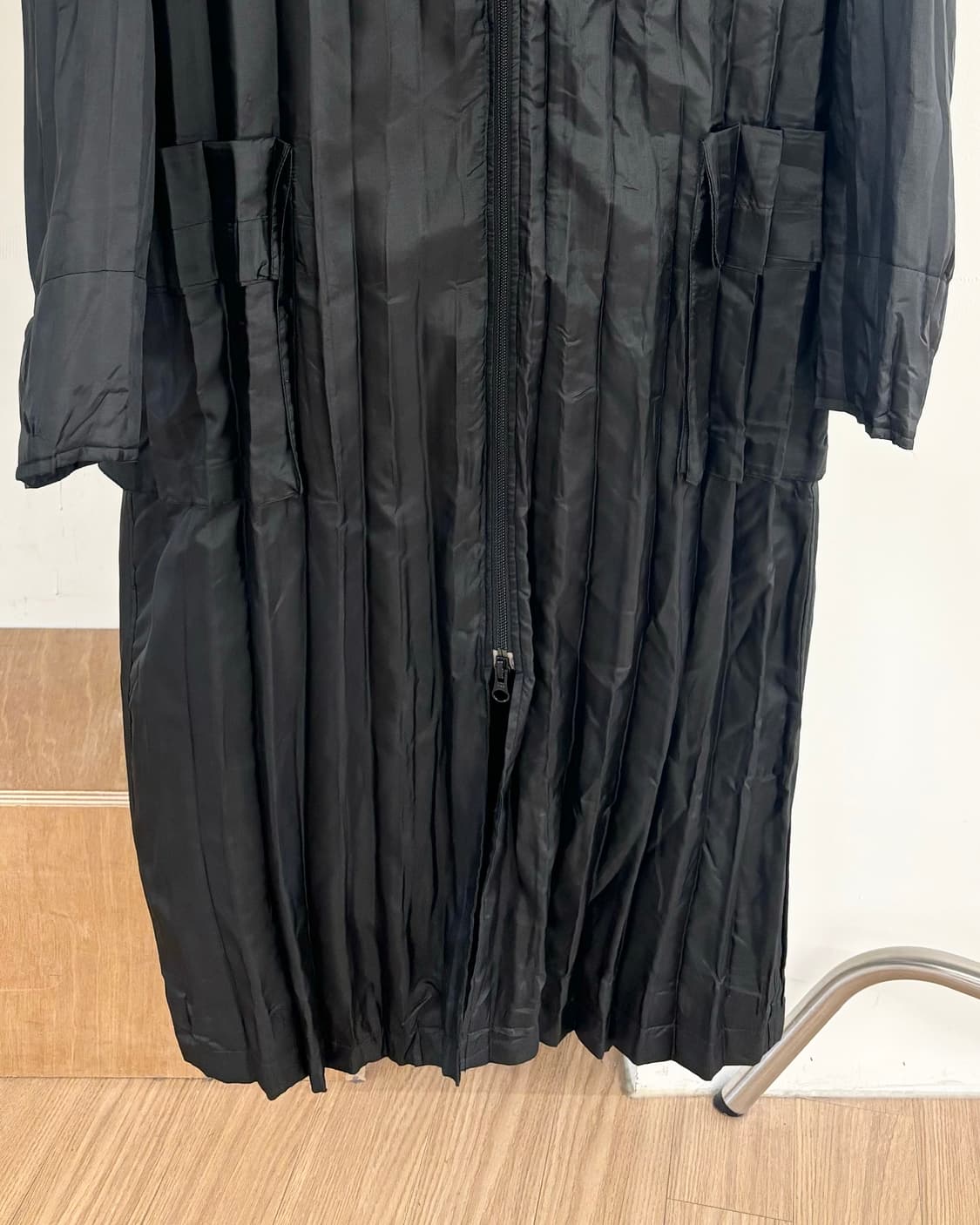 스피치오 플리츠 패디드 코트  상품이미지5