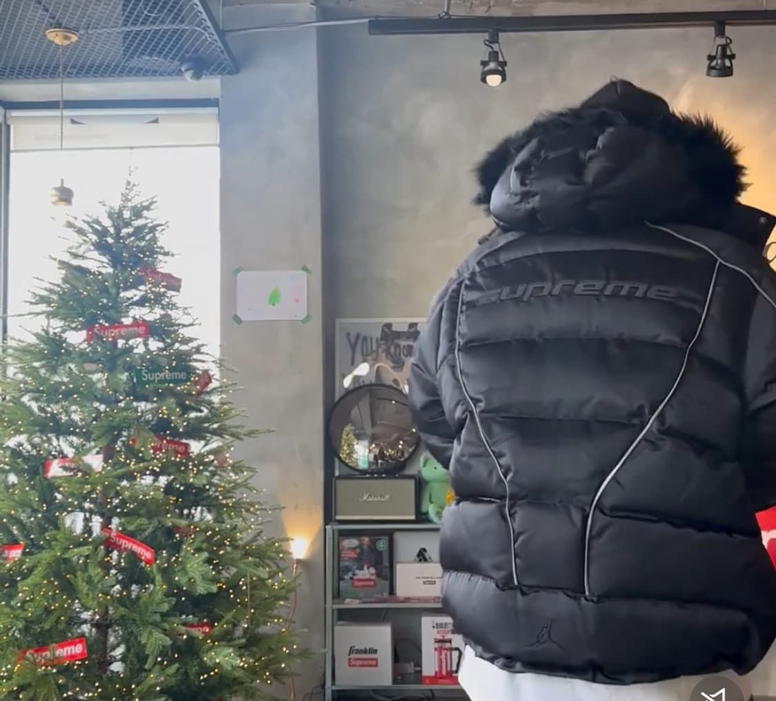 슈프림 조던 콜라보 패딩 상품이미지2