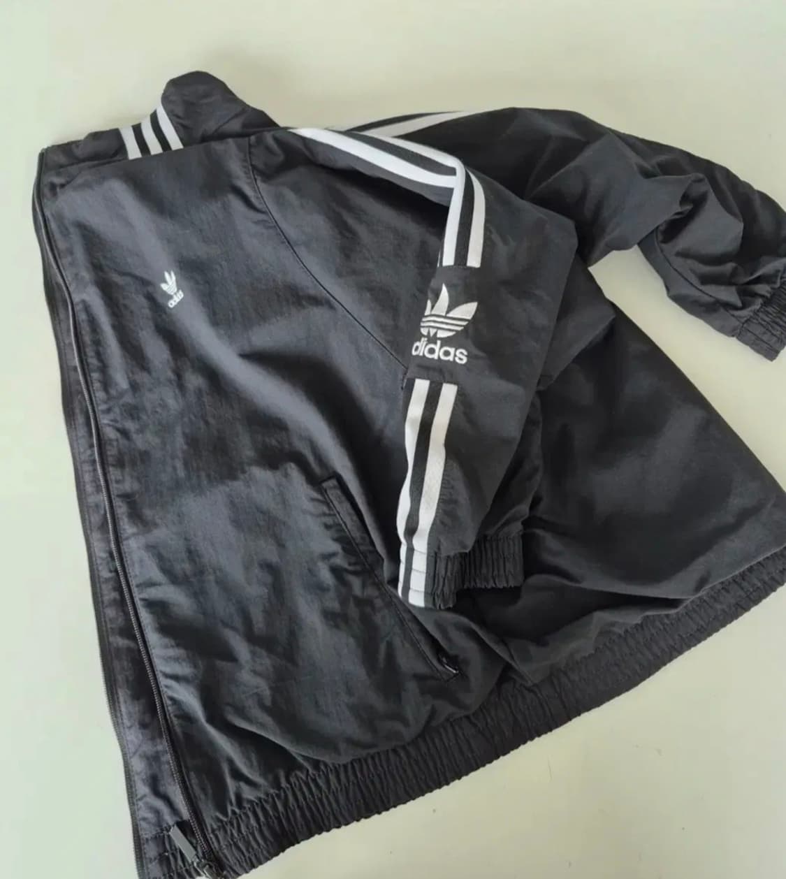 아디다스 삼선 바람막이 상품이미지3