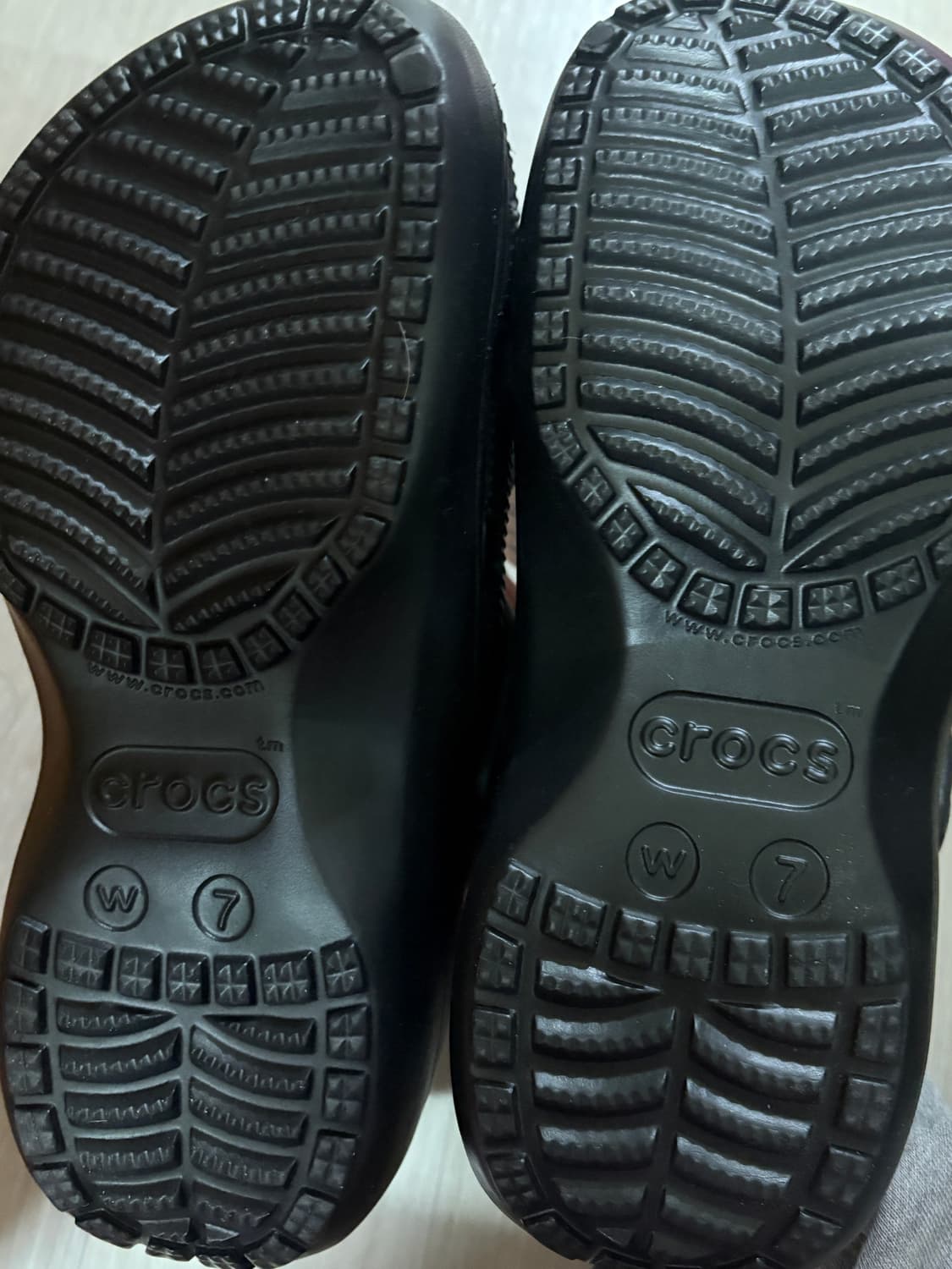 크록스 클래식 클로그 플랫폼 블랙 w7 240 상품이미지2