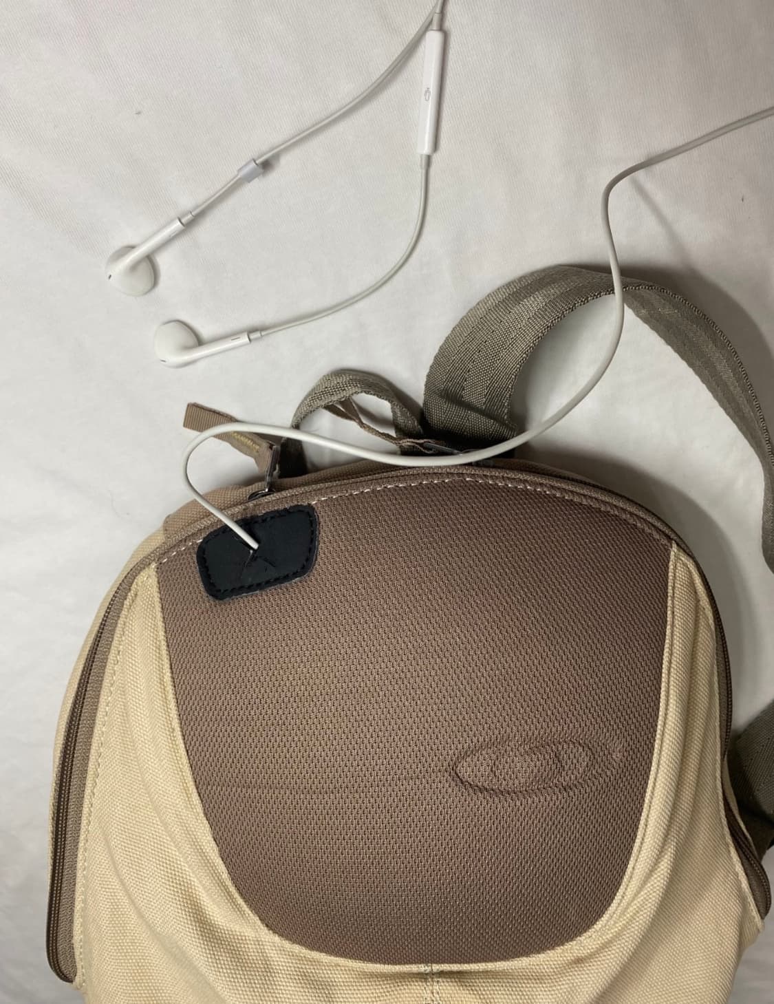 살로몬 백팩 가방 상품이미지3