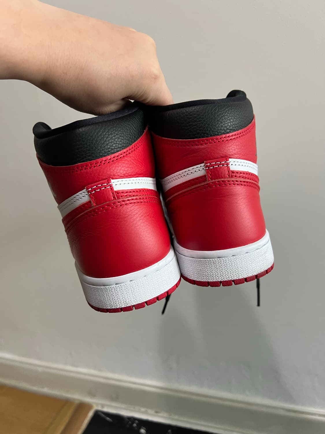 조던1 레트로 하이 og헤리티지 265사이즈 상품이미지4