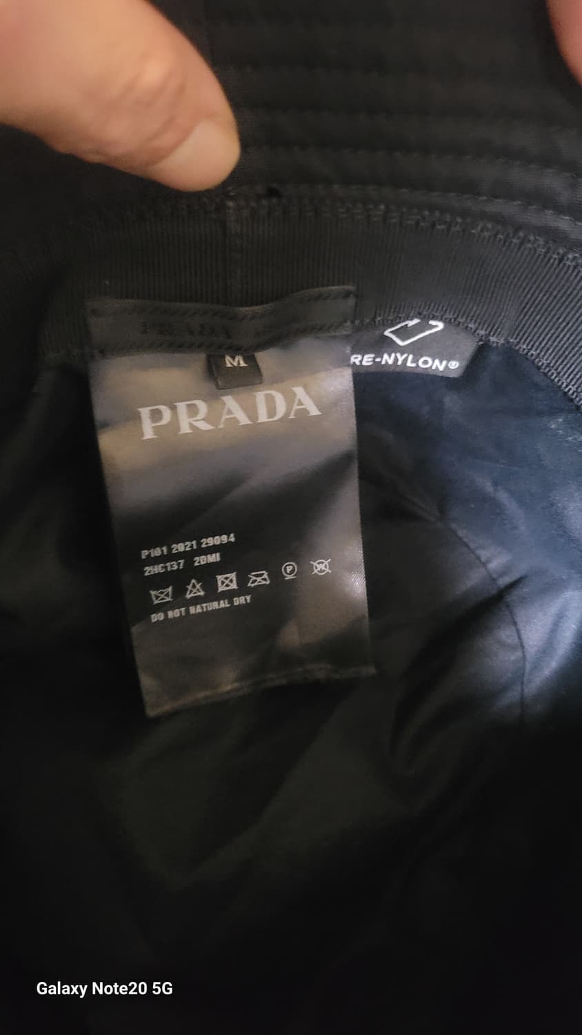 프라다 리나일론 버킷햇 상품이미지3