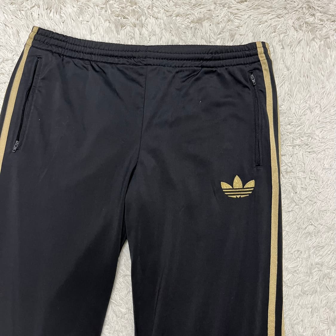 Adidas black gold Firebird track pants 상품이미지5