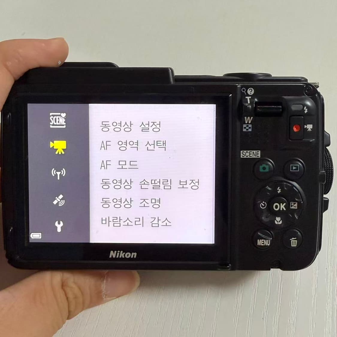 니콘 쿨픽스 AW130 방수 카메라  상품이미지5