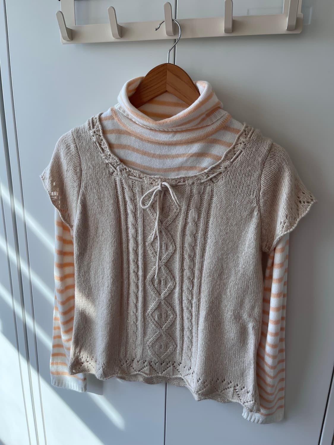 Medium 스트라이프 레이어드 목폴라 니트 상품이미지6