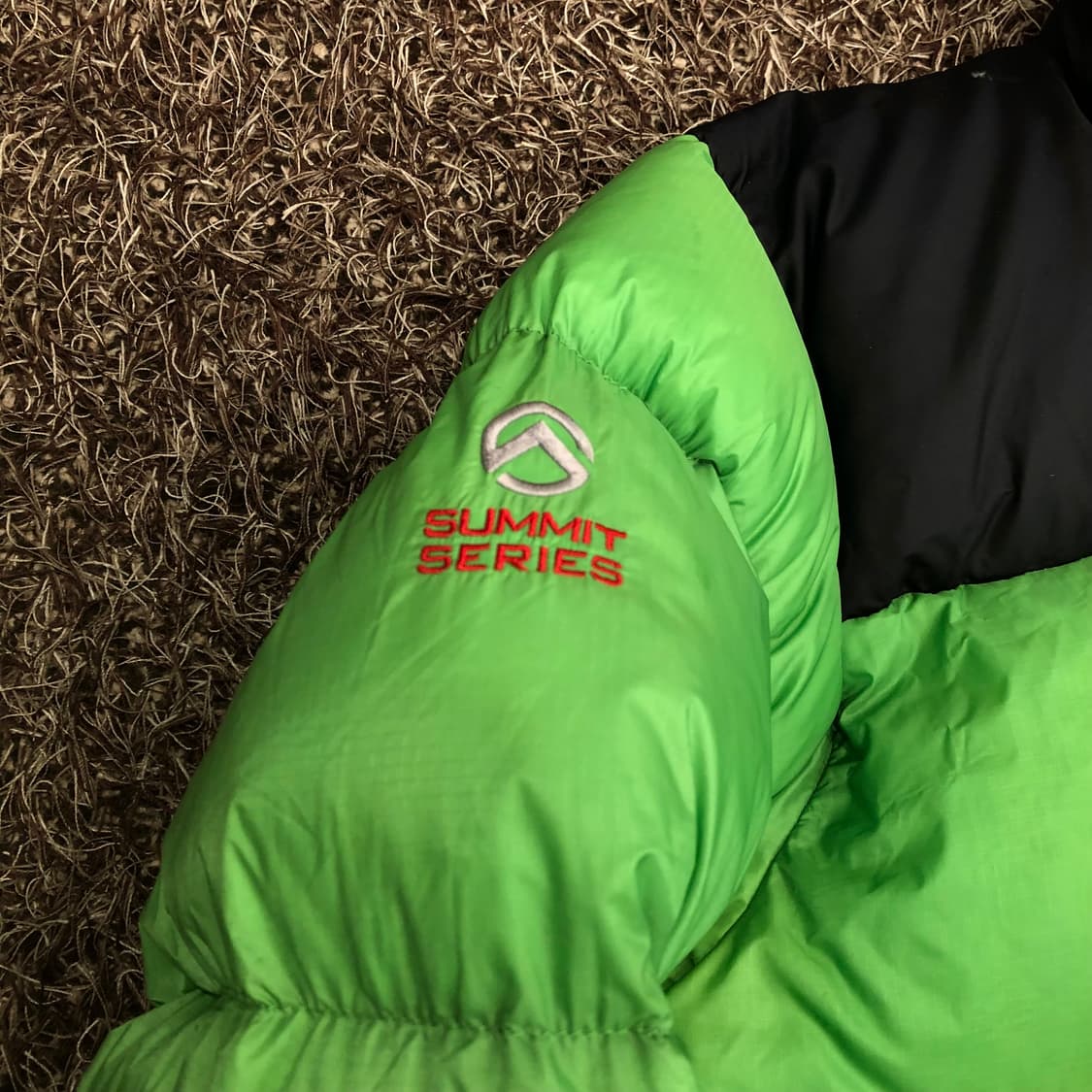 노스페이스 써밋 로체 구스다운 800 패딩 상품이미지3