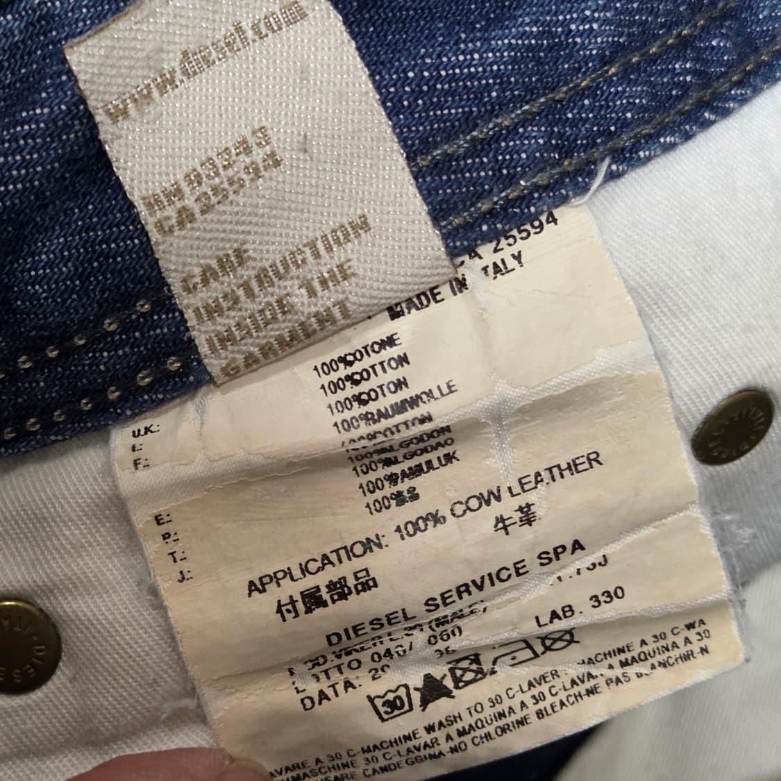 디젤 중청 디스 데미지 버튼플라이 데님 팬츠 상품이미지10