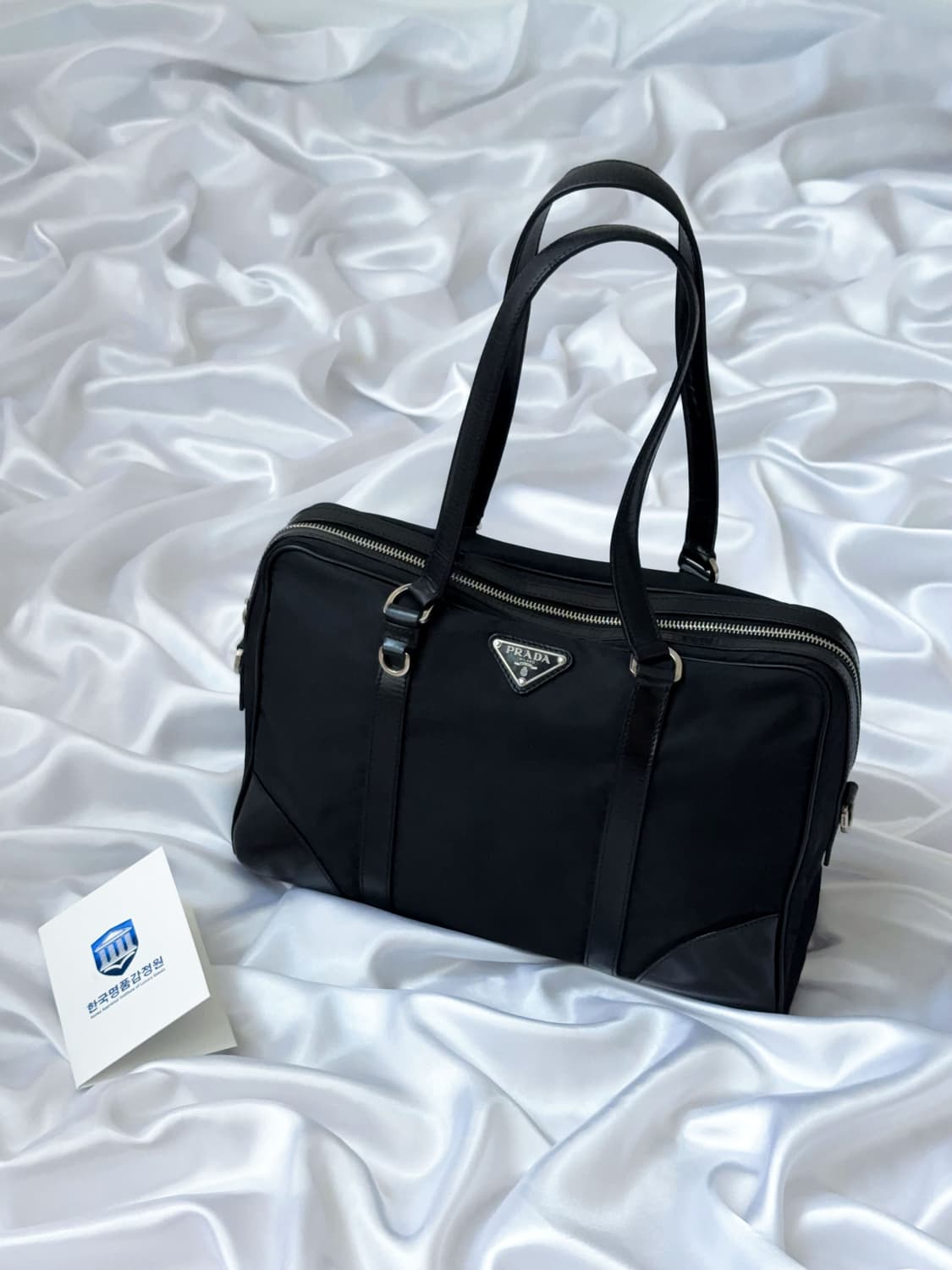 프라다 나일론 숄더백 상품이미지1