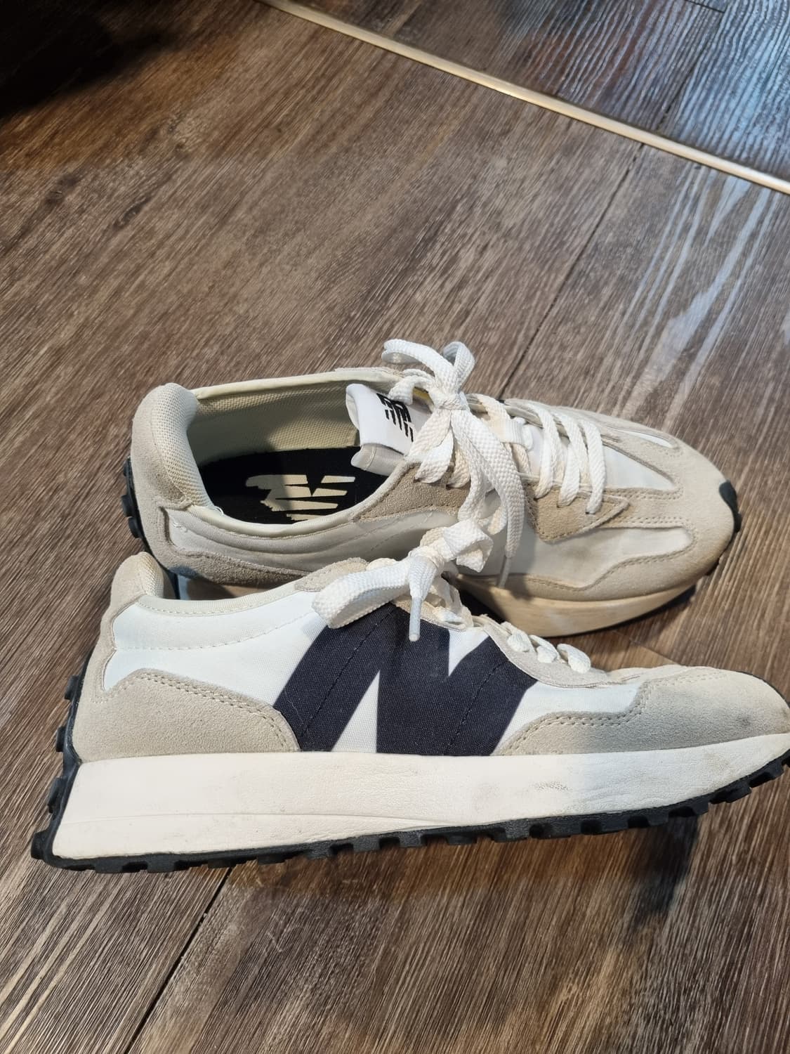뉴발란스 327 운동화 상품이미지1