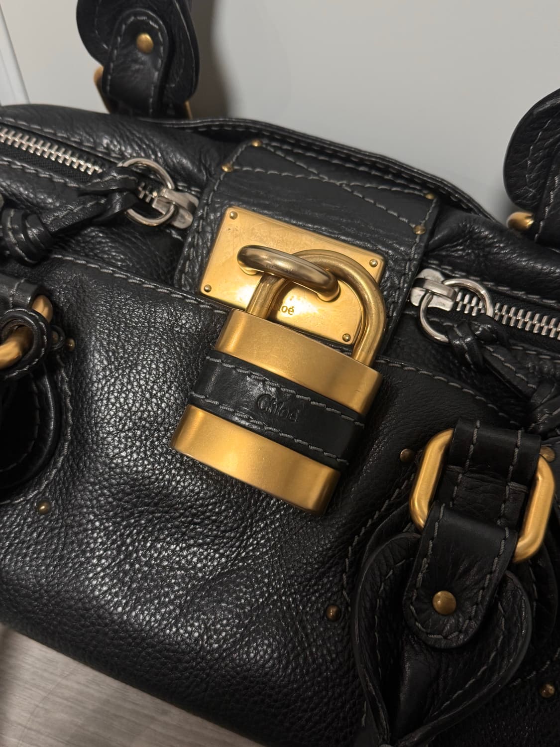 끌로에 패딩턴 백 빈티지블랙 상태A 상품이미지3