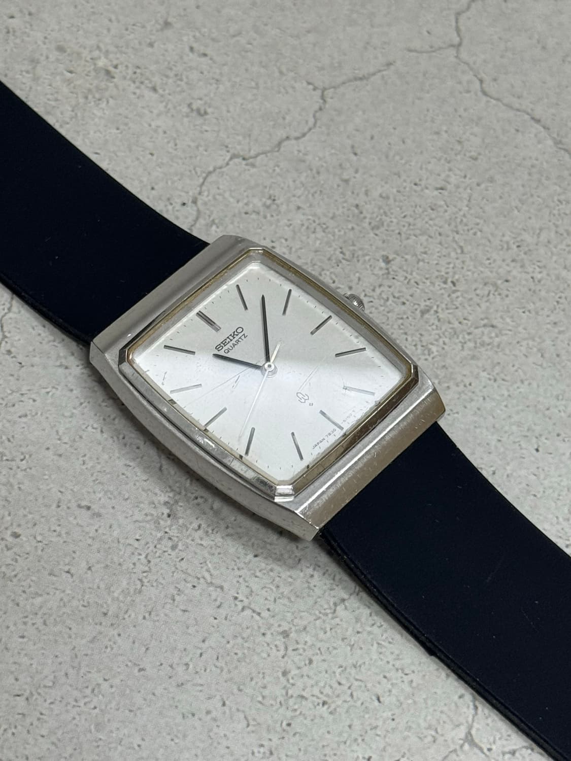 90s 빈티지 세이코 스퀘어 쿼츠 상품이미지4
