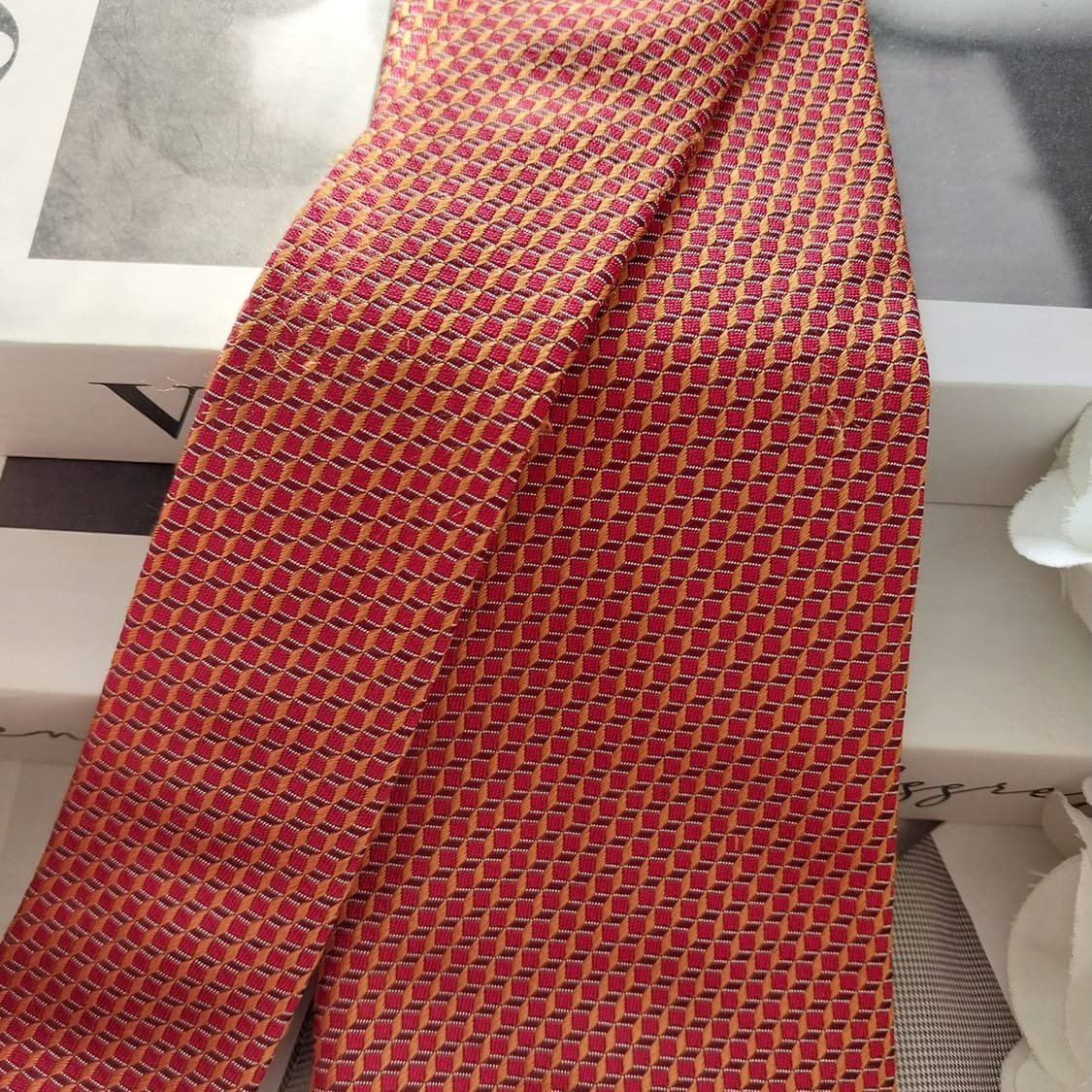 폴스튜어트 실크 오렌지 자카드 넥타이 8.3cm A등급 K1316
 상품이미지3