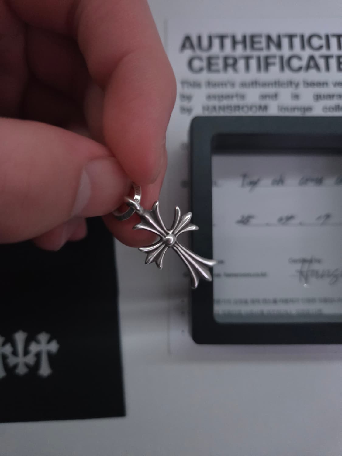 크롬하츠 타이니 크로스 팬던트 상품이미지2