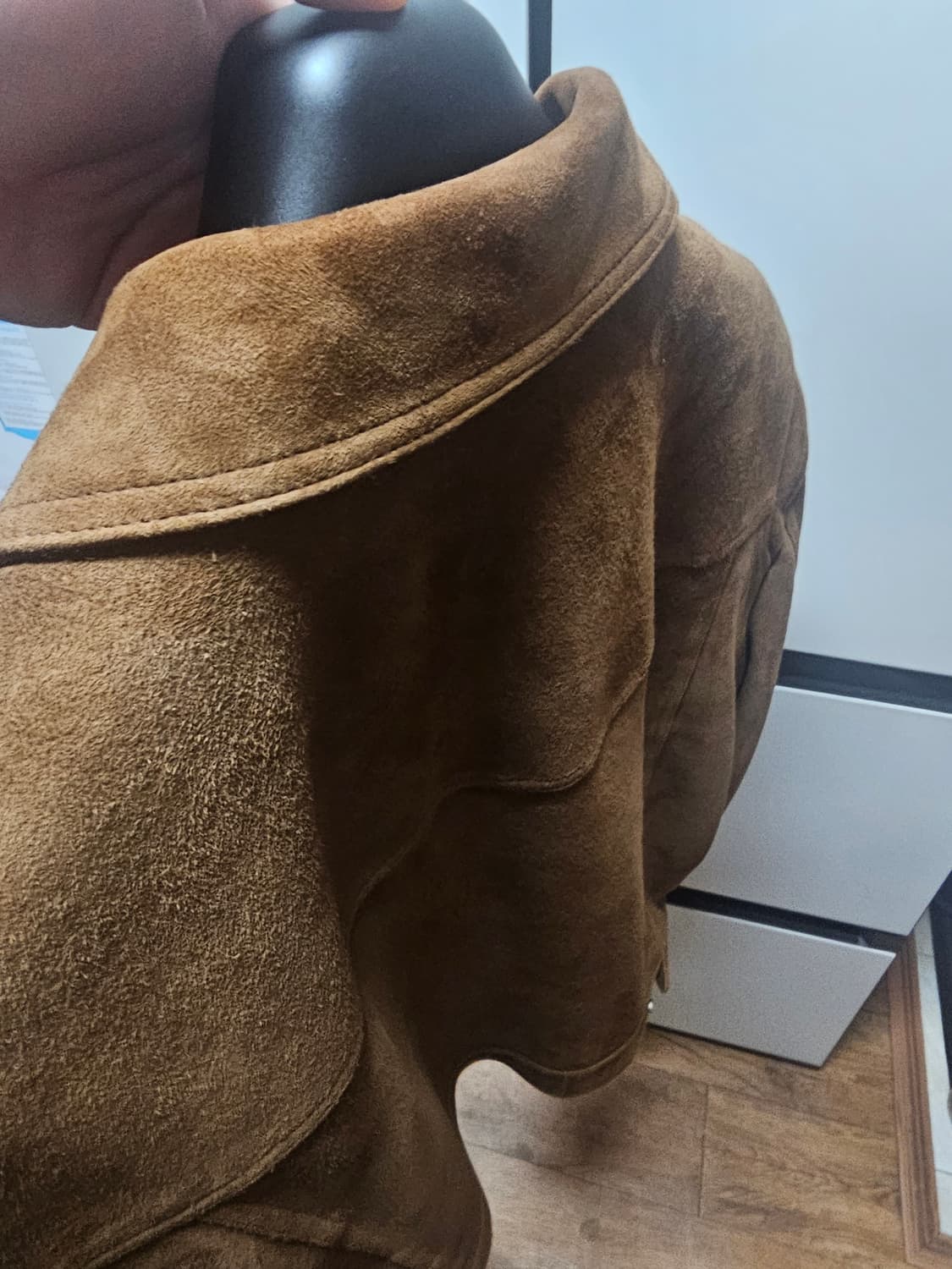 느와르라르메스 스웨이드 자켓 (신형) 카멜 50사이즈 상품이미지4