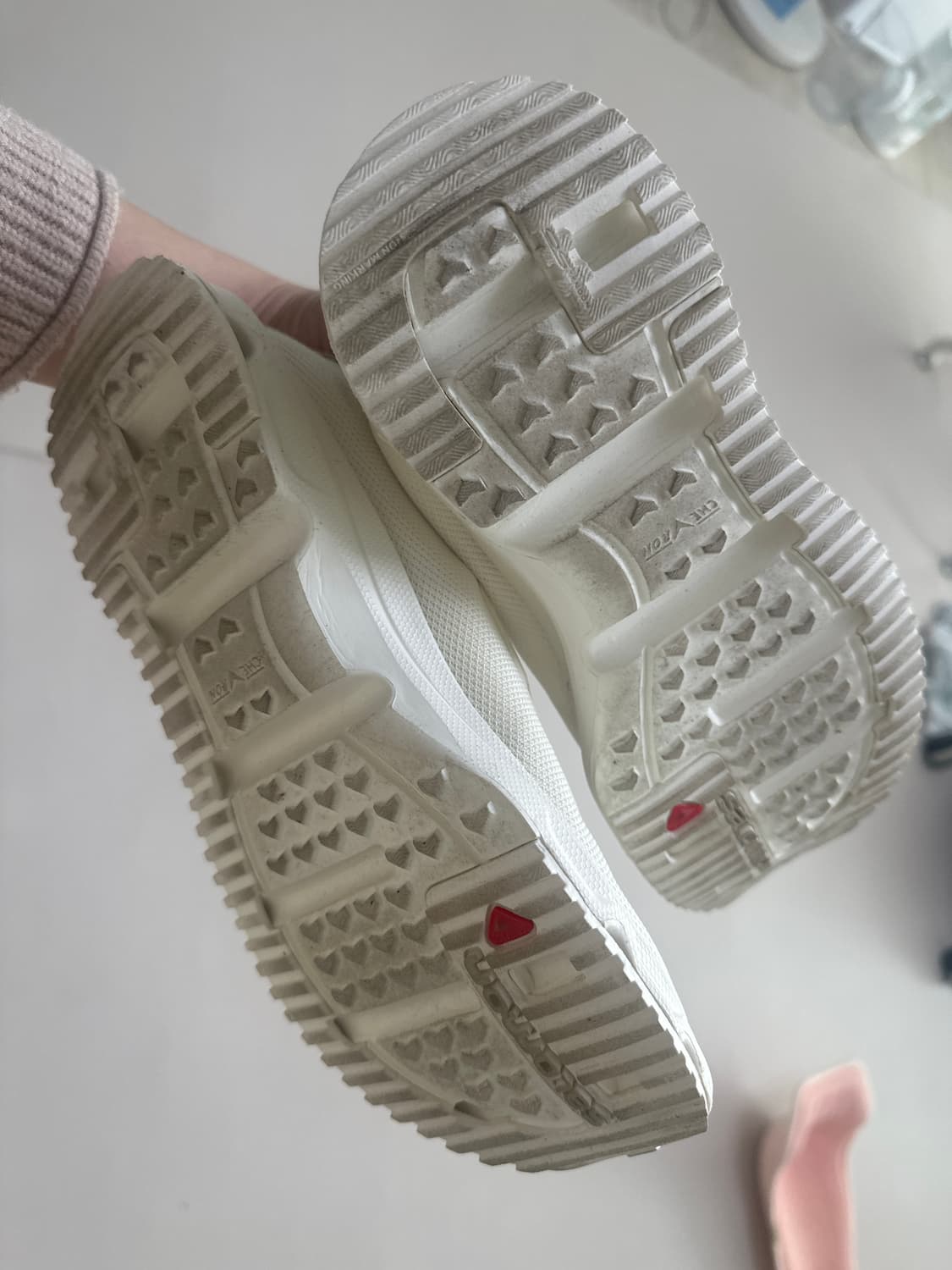 살로몬 샌디리앙 화이트 메리제인 245 상품이미지4