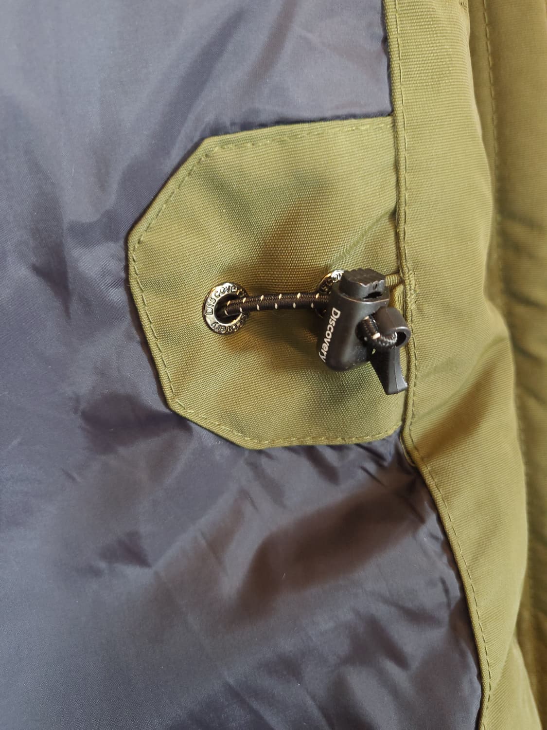 디스커버리 매장정품 다운패딩 카키 90 S 새제품급 상품이미지10